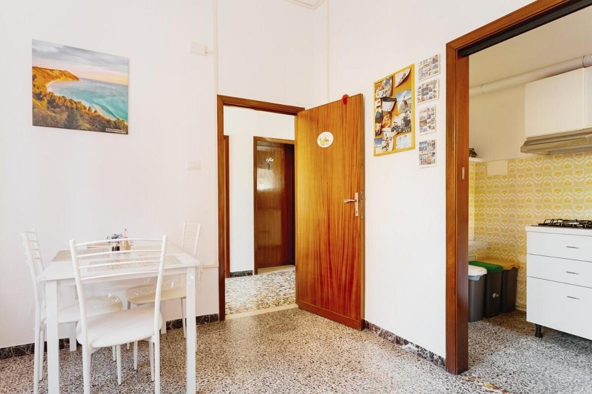 Casa Mafalda - Rooms, Friends And More - Affittacamere, Guest House Senigallia Zewnętrze zdjęcie