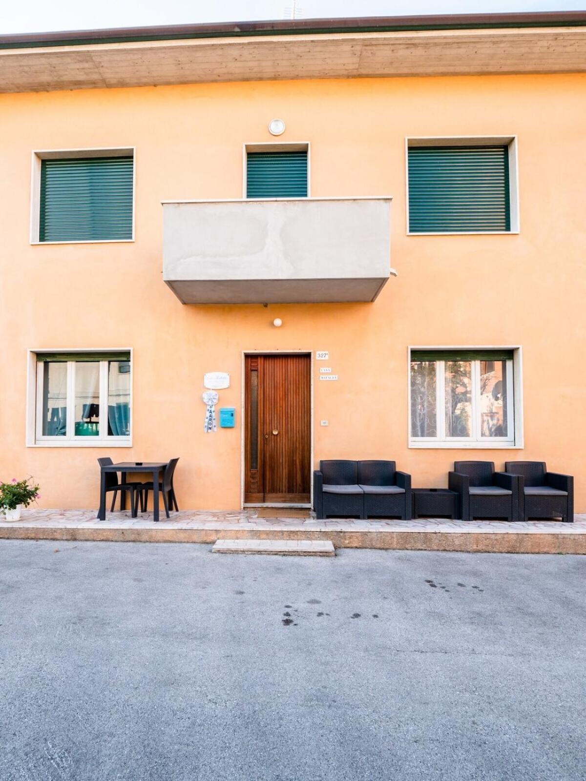 Casa Mafalda - Rooms, Friends And More - Affittacamere, Guest House Senigallia Zewnętrze zdjęcie